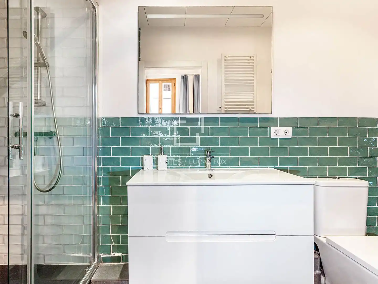Baño de Piso en venta en Barcelona con Aire acondicionado, Calefacción y Amueblado