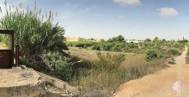 Terreno en Venta en Avenida de la Constitución, 1 en San Miguel