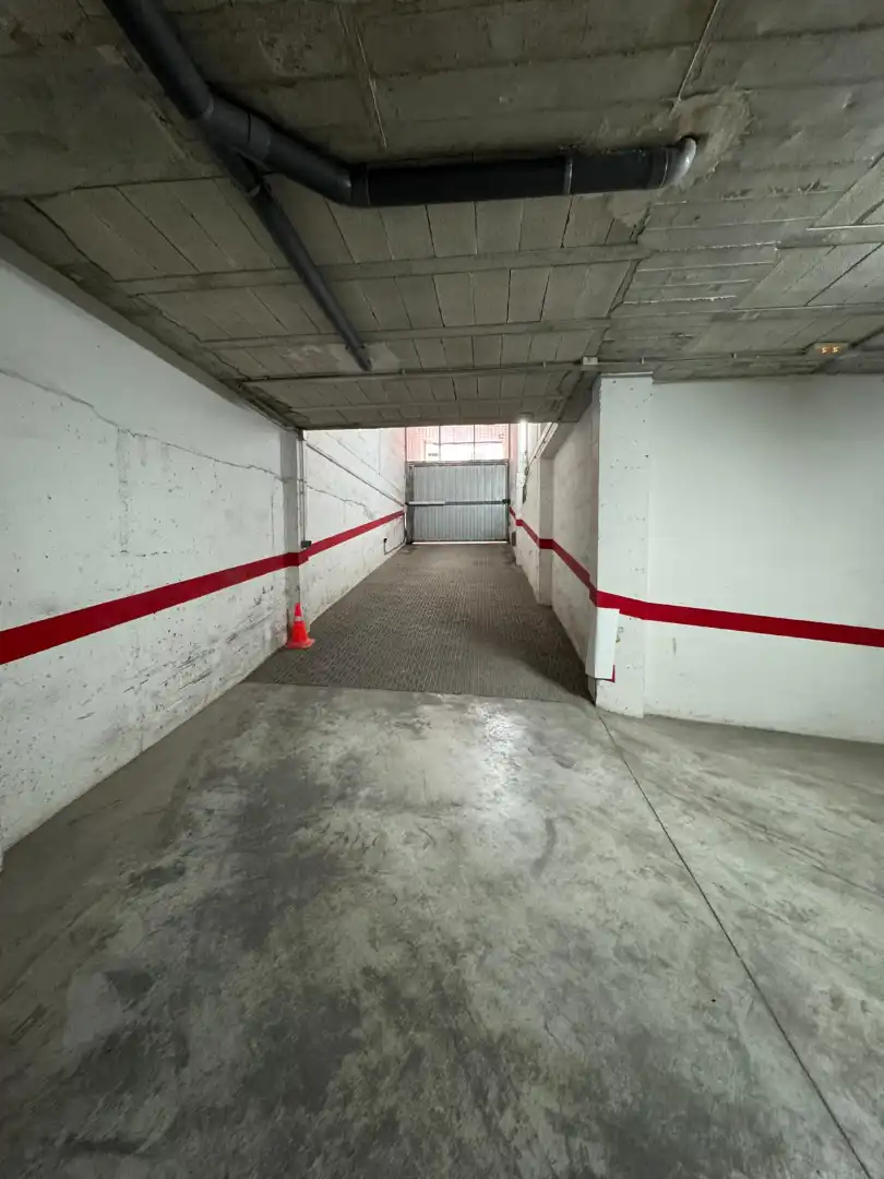 Parking de Piso en venta en Torrevieja con Aire acondicionado, Amueblado y Horno