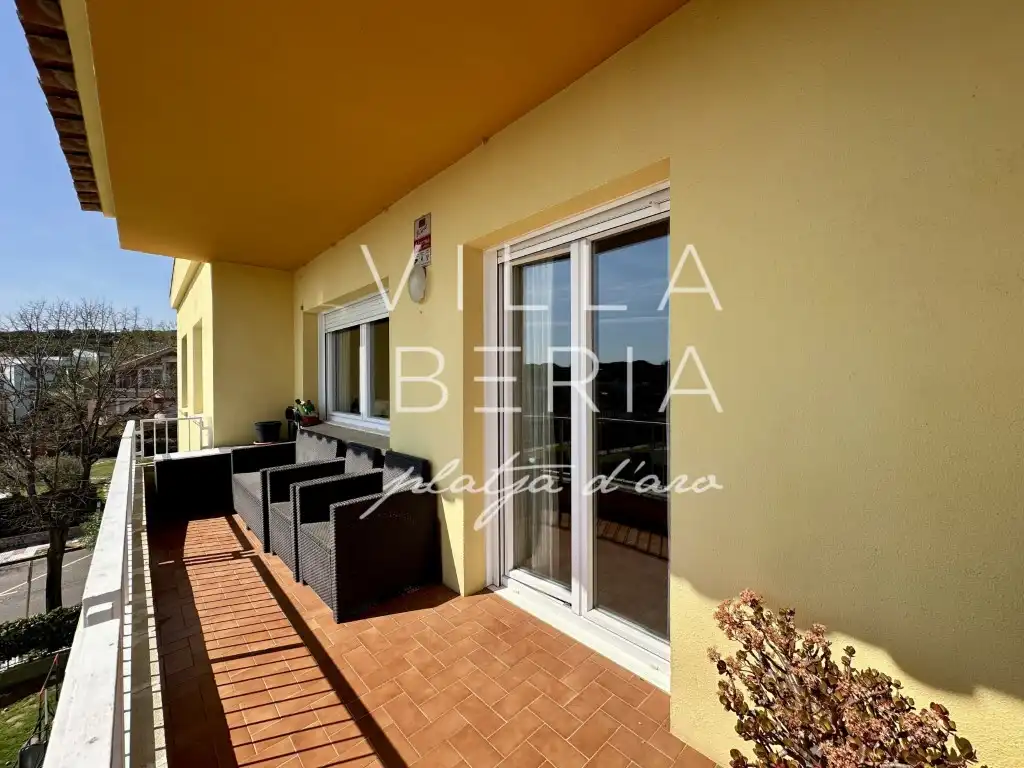 Terraza de Apartamento en venta en Castell d'Aro, Platja d'Aro i s'Agaró con Calefacción y Terraza