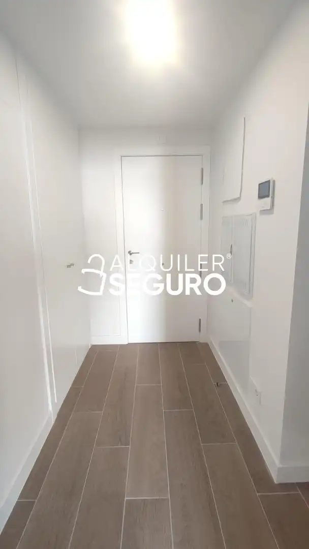 Dormitori de Pis de lloguer en Tres Cantos amb Aire condicionat, Calefacció i Terrassa