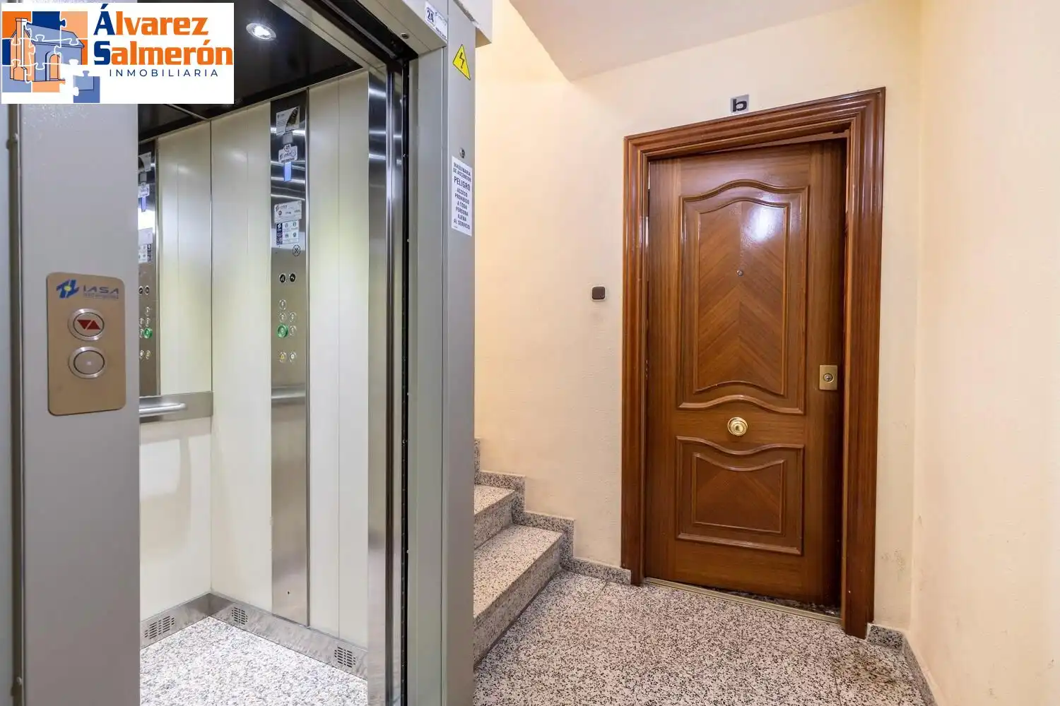 Piso con terraza en venta en Calle de Laureado López Muñoz, imagen 33