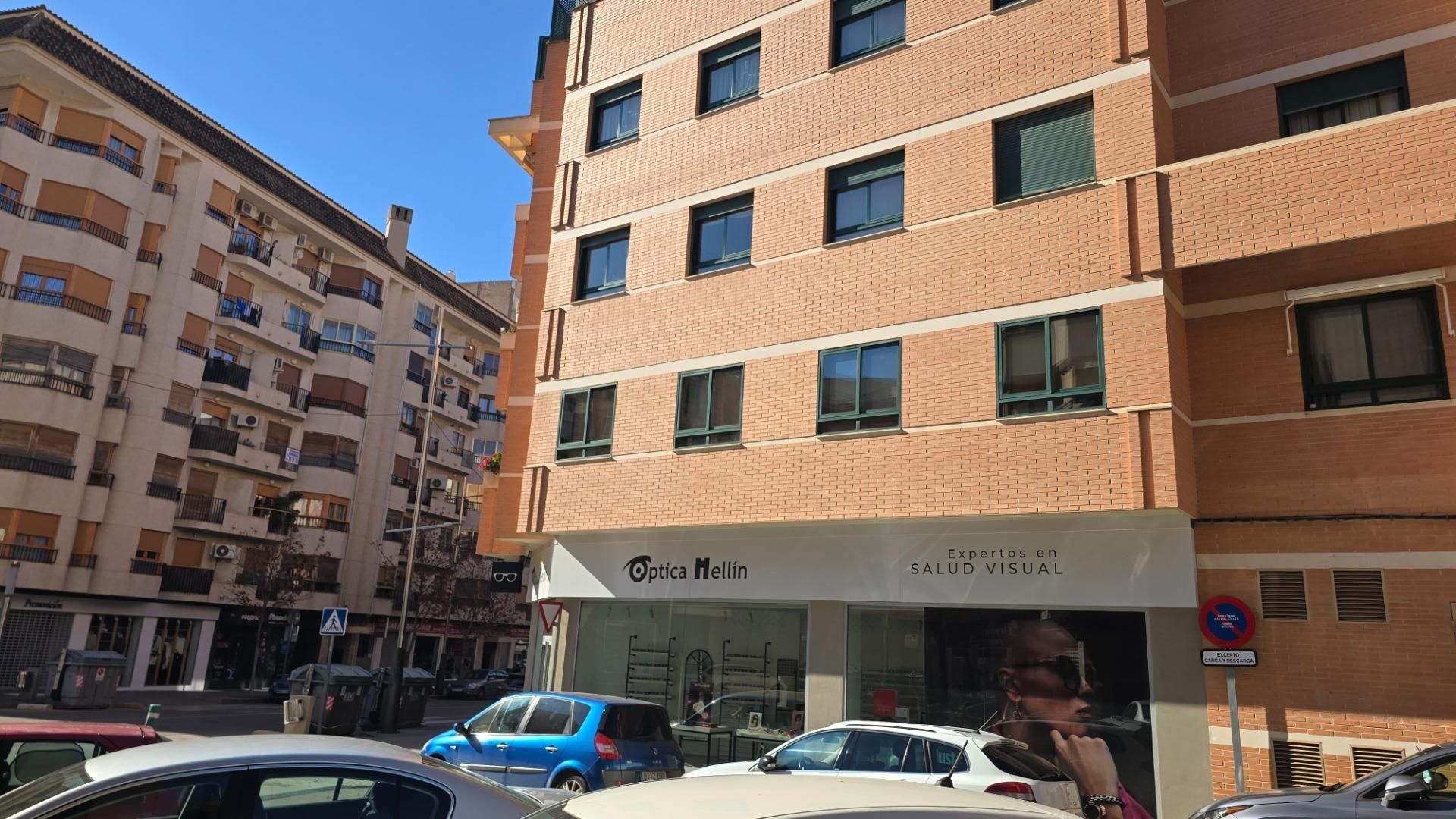 Vista exterior de Piso en venta en Hellín con Aire acondicionado, Calefacción y Terraza