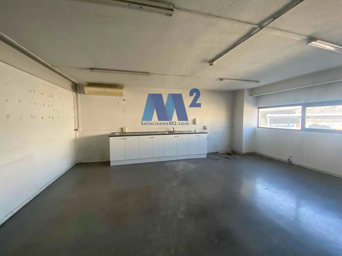 Fabrikhallen zur Miete in Alcobendas