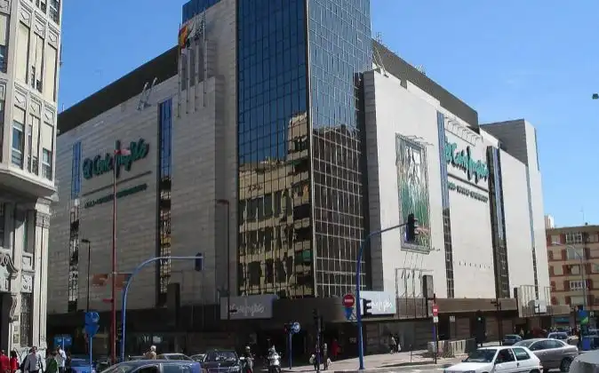 Gemischtgenutztes Gebäude zum Verkauf in Benalúa - Babel
