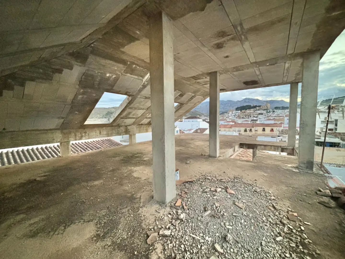 Casa adosada en venda a Cueva de Menga