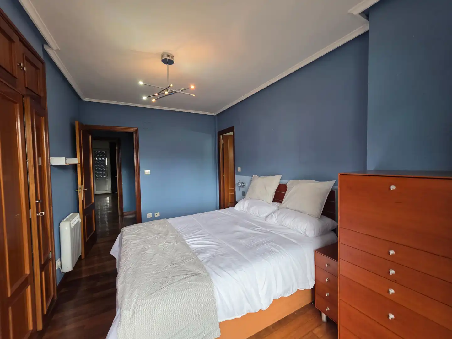 Schlafzimmer von Wohnung zur Miete in Castro-Urdiales mit Privatgarten, Terrasse und Schwimmbad