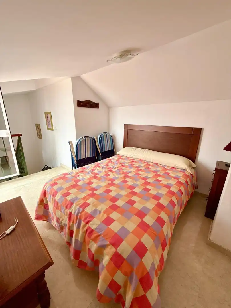 Schlafzimmer von Einfamilien-Reihenhaus zum Verkauf in Vélez-Málaga mit Klimaanlage, Heizung und Terrasse