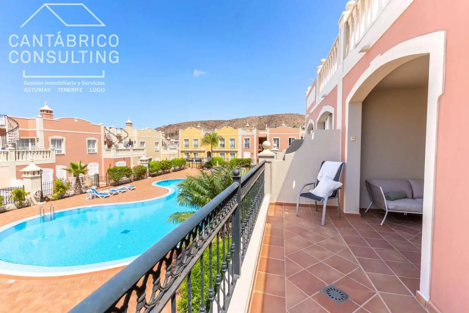 Exterior view of Duplexes for sale in Arona