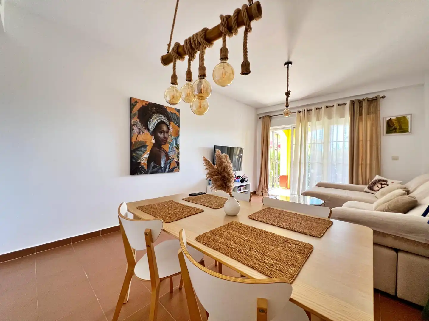 Menjador de Apartament en venda en Ayamonte amb Jardí privat, Terrassa i Piscina comunitària