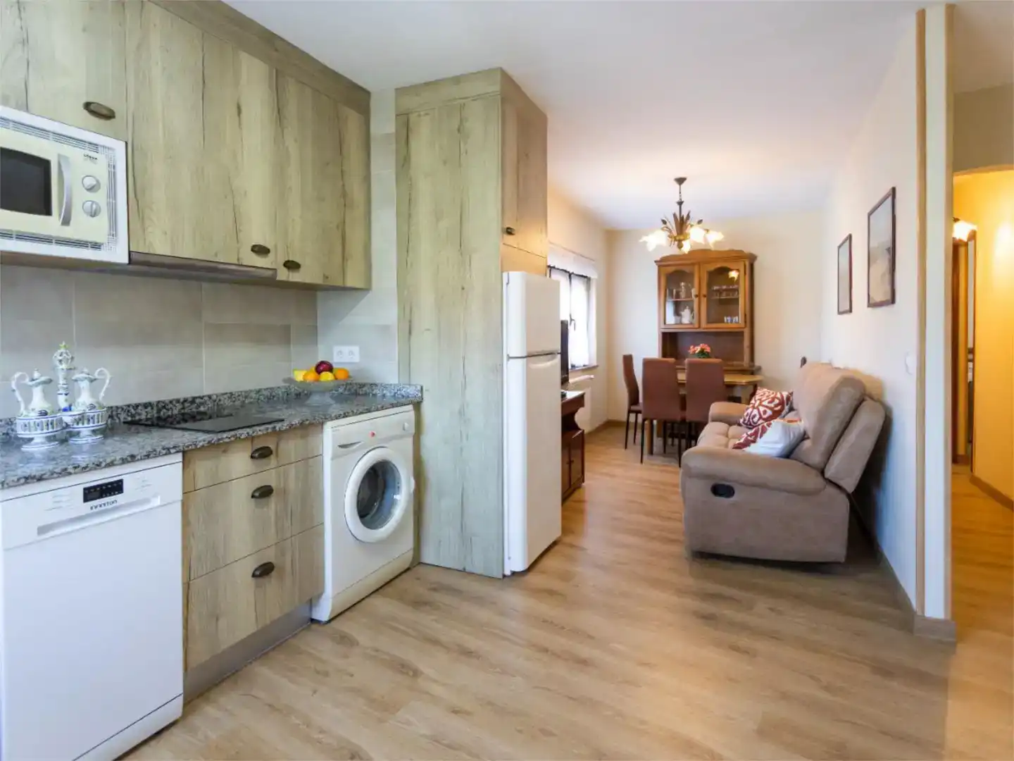 Küche von Wohnung zum Verkauf in Llanes mit Balkon