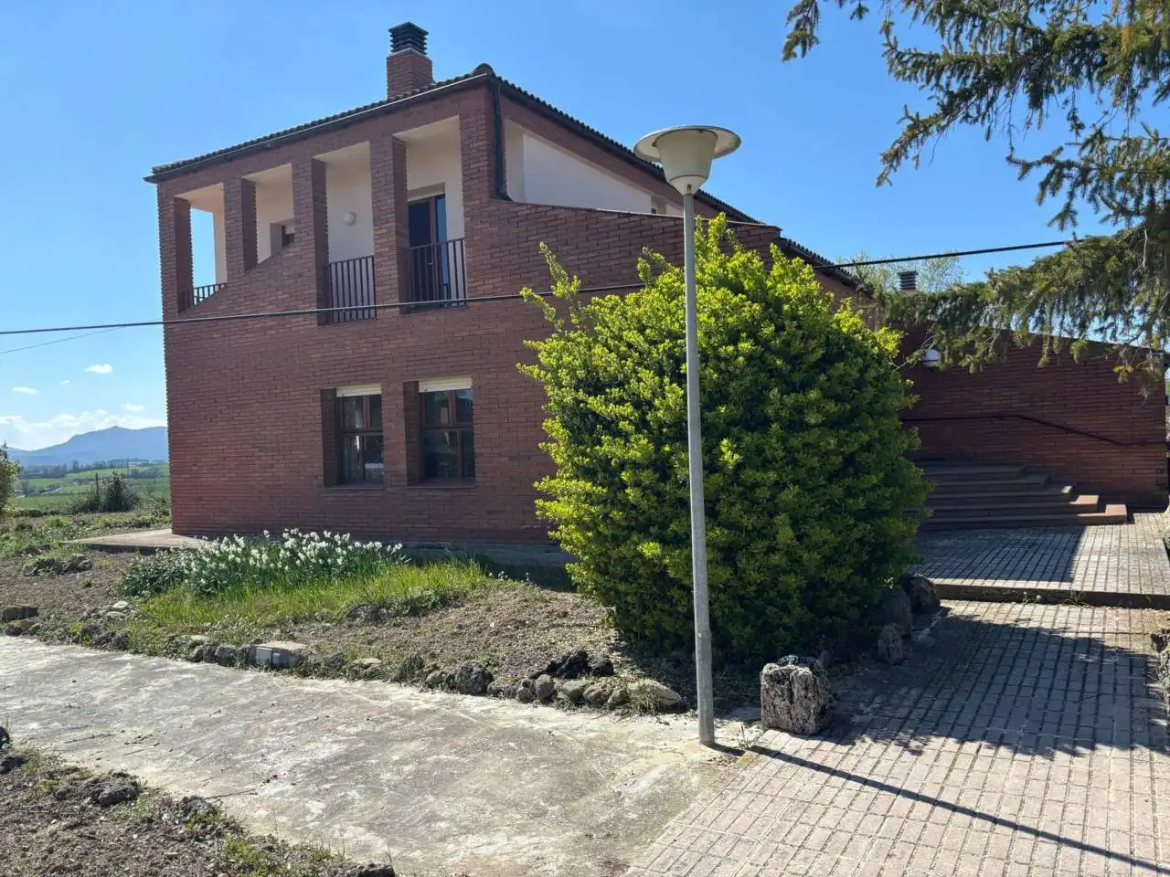 Vista exterior de Casa o xalet en venda en Santa Coloma de Queralt amb Calefacció, Jardí privat i Terrassa