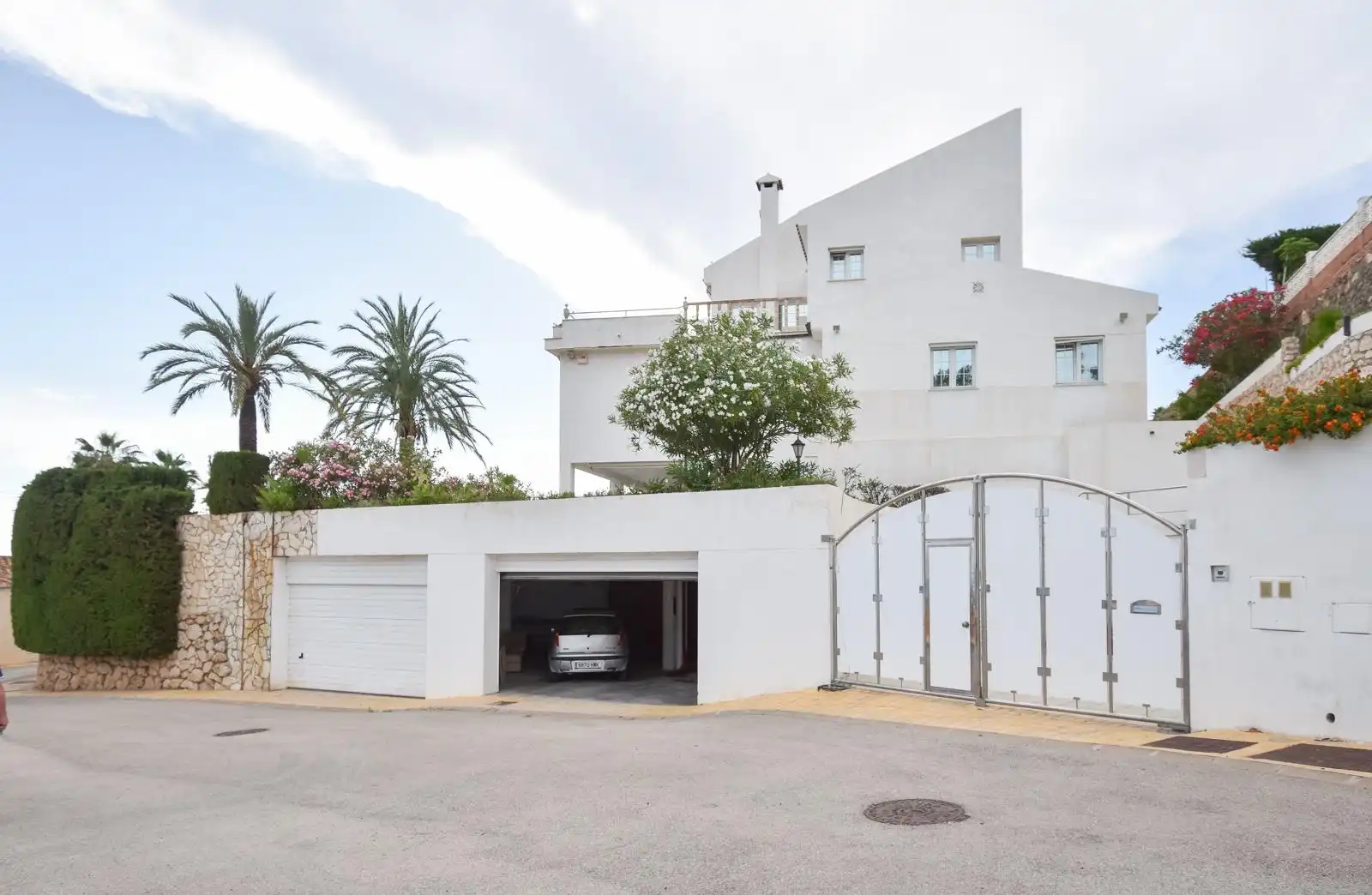 Vista exterior de Casa o chalet de alquiler en Rincón de la Victoria con Aire acondicionado, Calefacción y Jardín privado