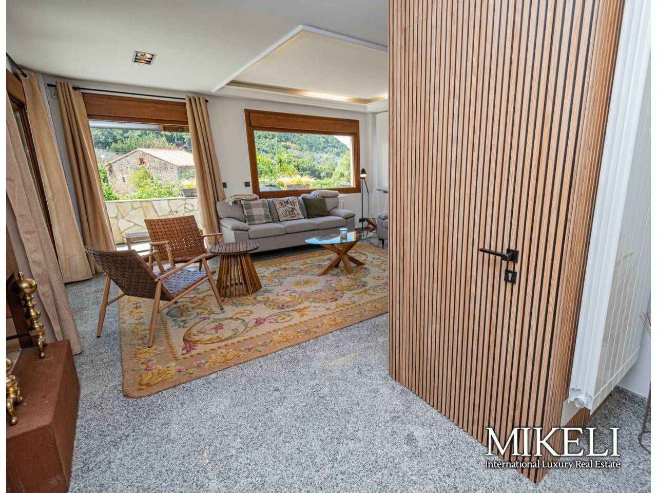 Sala d'estar de Casa o xalet en venda en Arnuero amb Calefacció, Jardí privat i Terrassa
