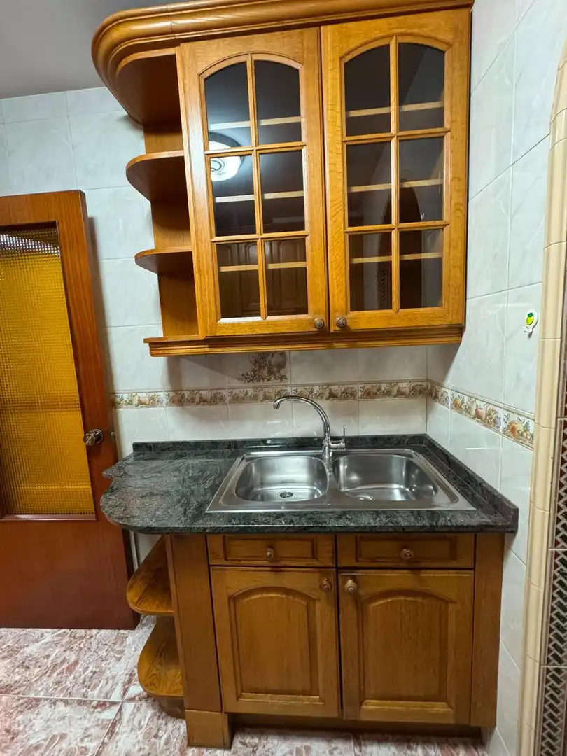Cuina de Pis en venda en San Martín del Rey Aurelio amb Calefacció i Traster