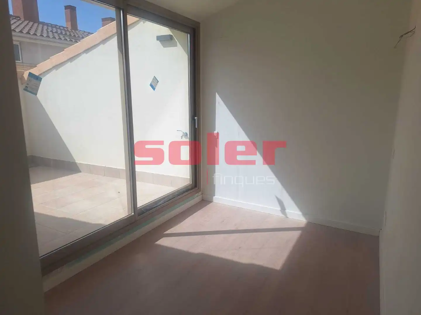 Dúplex con ascensor en venta en Carrer del Castell, imagen 6