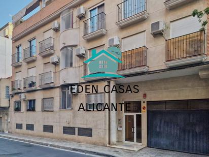Vista exterior de Pis en venda en Alicante / Alacant amb Aire condicionat, Terrassa i Balcó