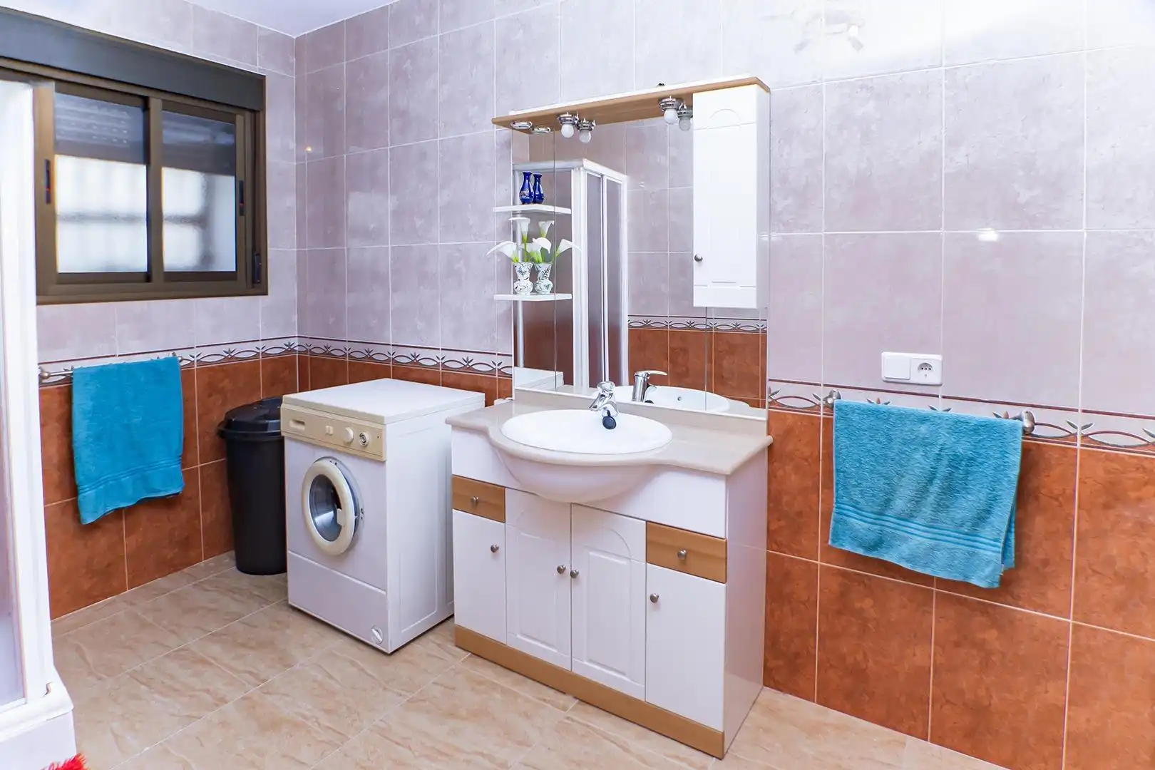 Badezimmer von Country house zum Verkauf in Paterna del Río
