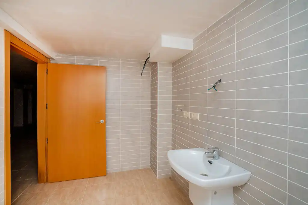 Bany de Local en venda en Ontinyent