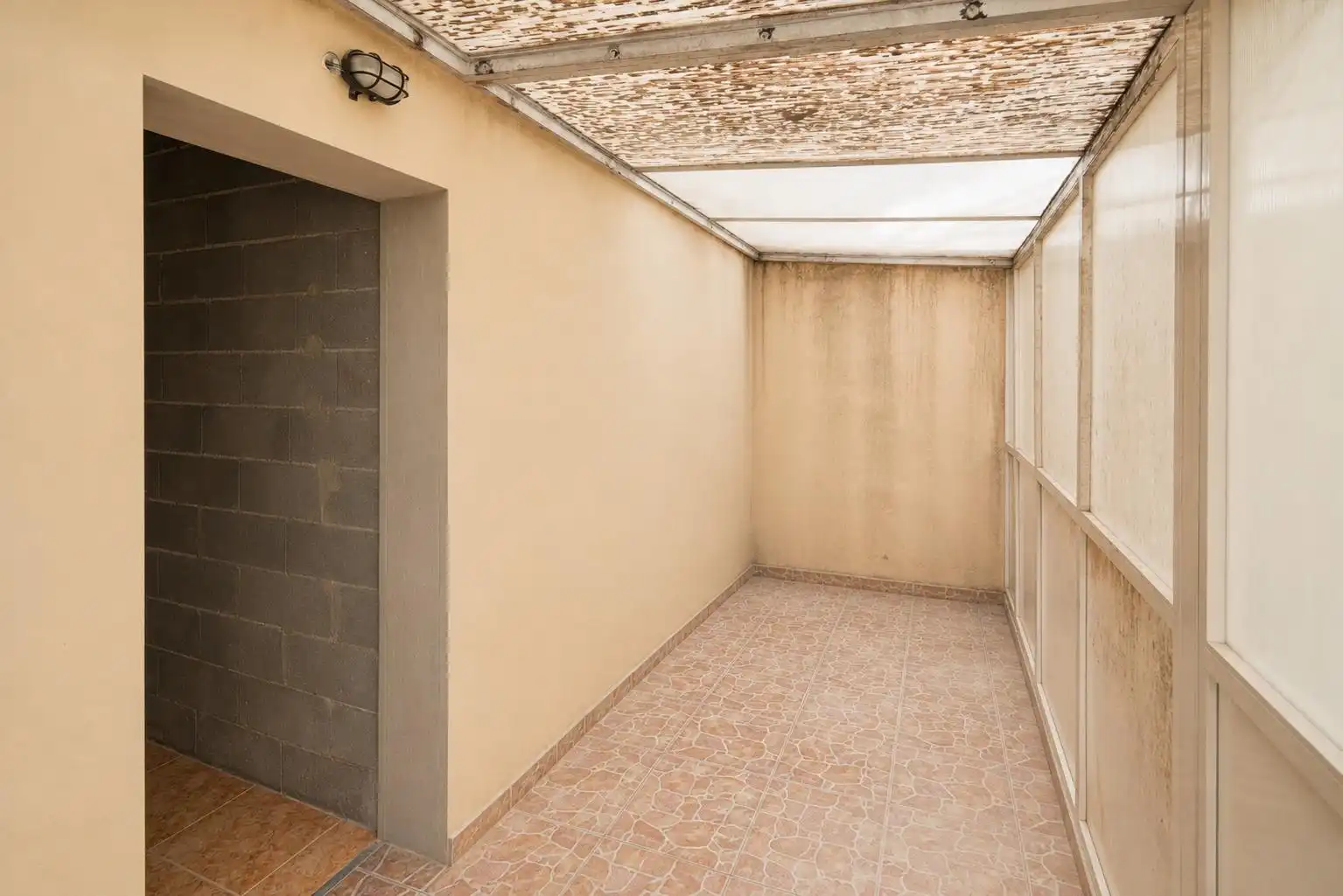 Ground floor for sale in  Palma de Mallorca  with Storage room