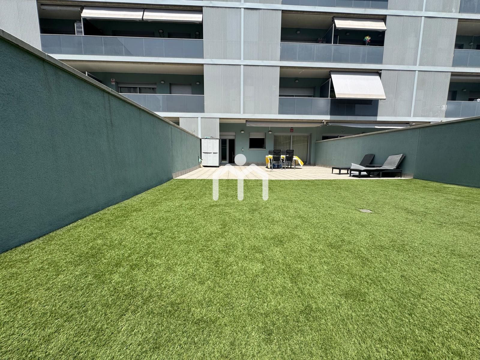 Terrace of Flat for sale in Badalona  with Air Conditioner, Heating and Parquet flooring