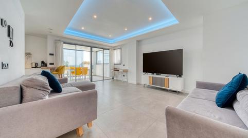 Foto 5 de Dúplex de alquiler en Altos de Estepona, Málaga