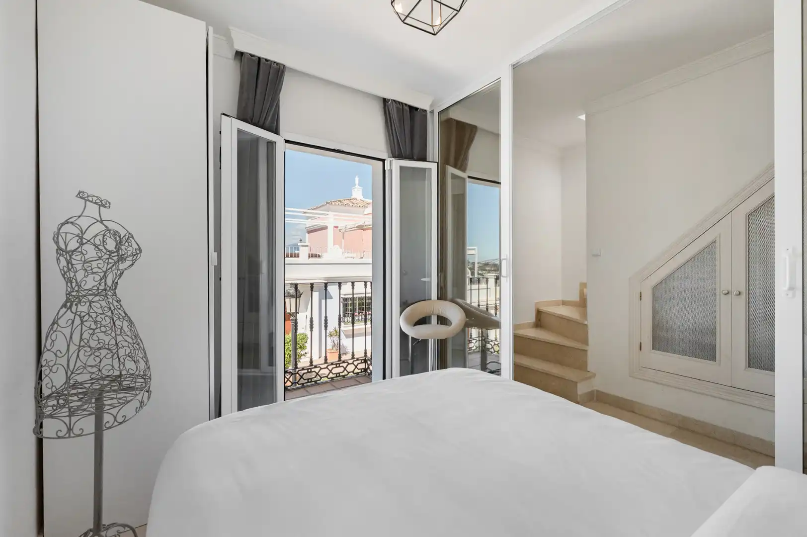Maison mitoyenne avec piscine à vendre à MAESTRANZA-ALOHA PUEBLO, imagen 25