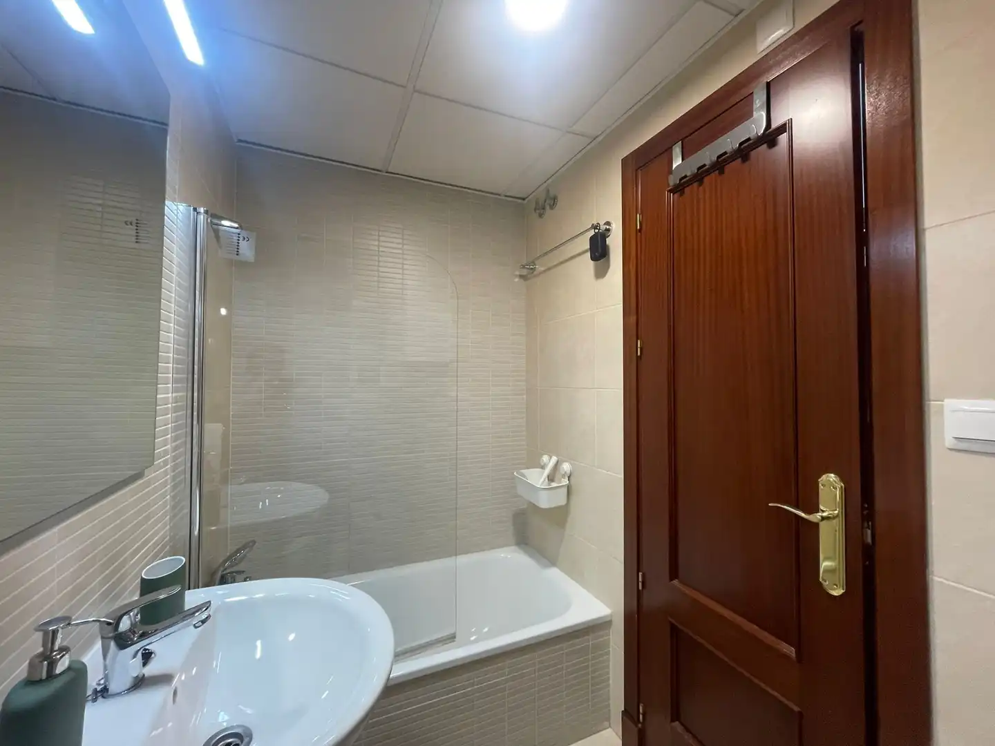 Bathroom of Flat for sale in Jerez de la Frontera  with Air Conditioner, Parquet flooring and Terrace