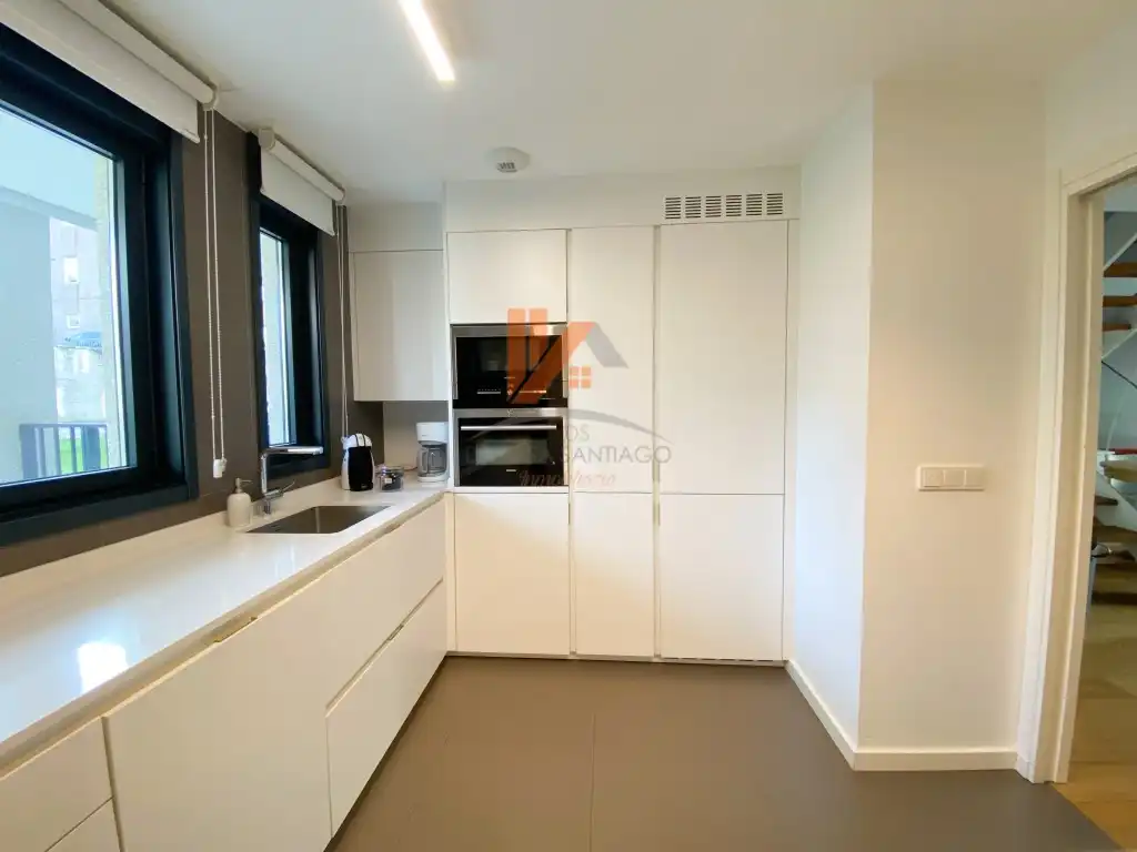 Kitchen of Duplexes for rent in Santiago de Compostela   with Furnished
