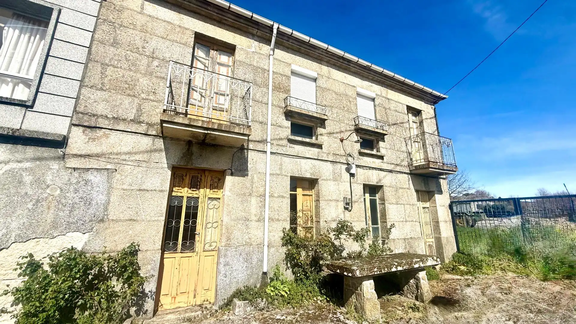 Vista exterior de Casa o chalet en venta en Piñor con Jardín privado, Terraza y Amueblado