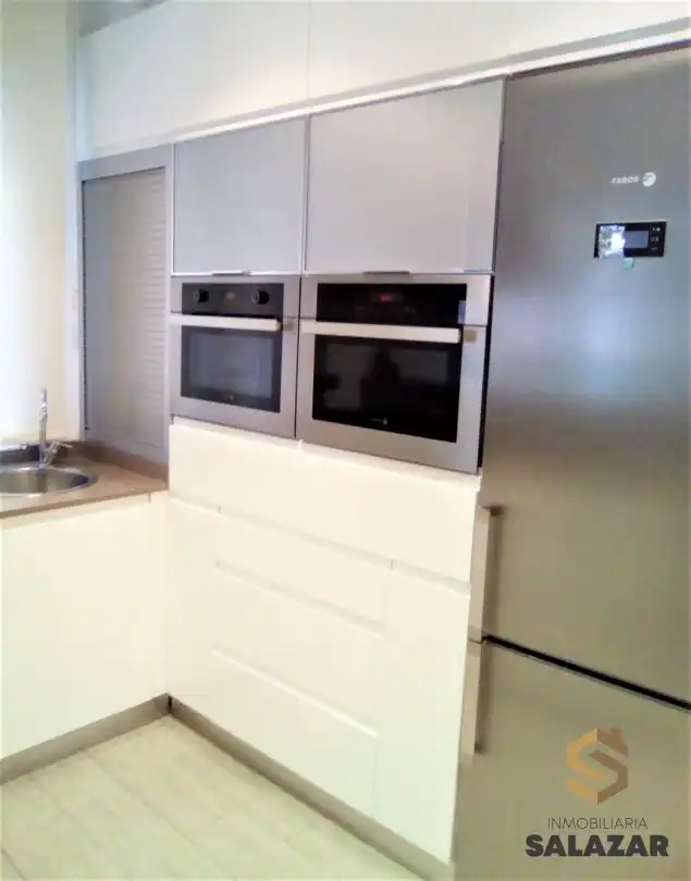 Cocina de Piso de alquiler en Bilbao  con Calefacción y Microondas