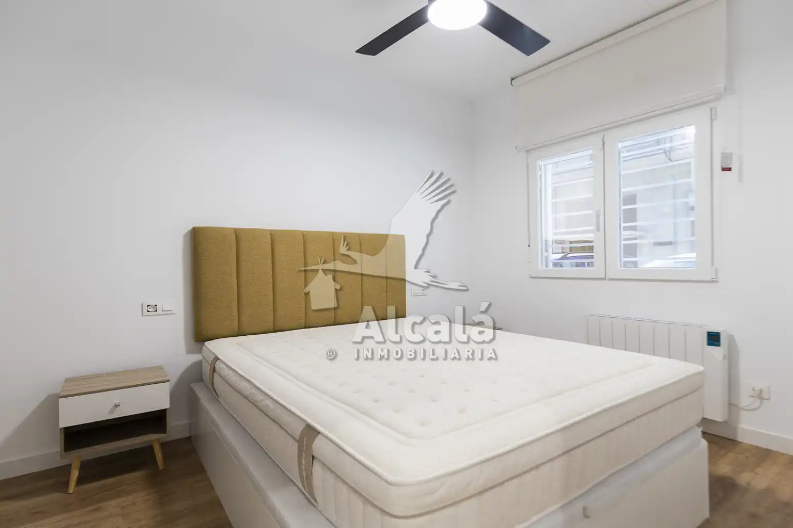 Bedroom of Flat for sale in Caballería Española