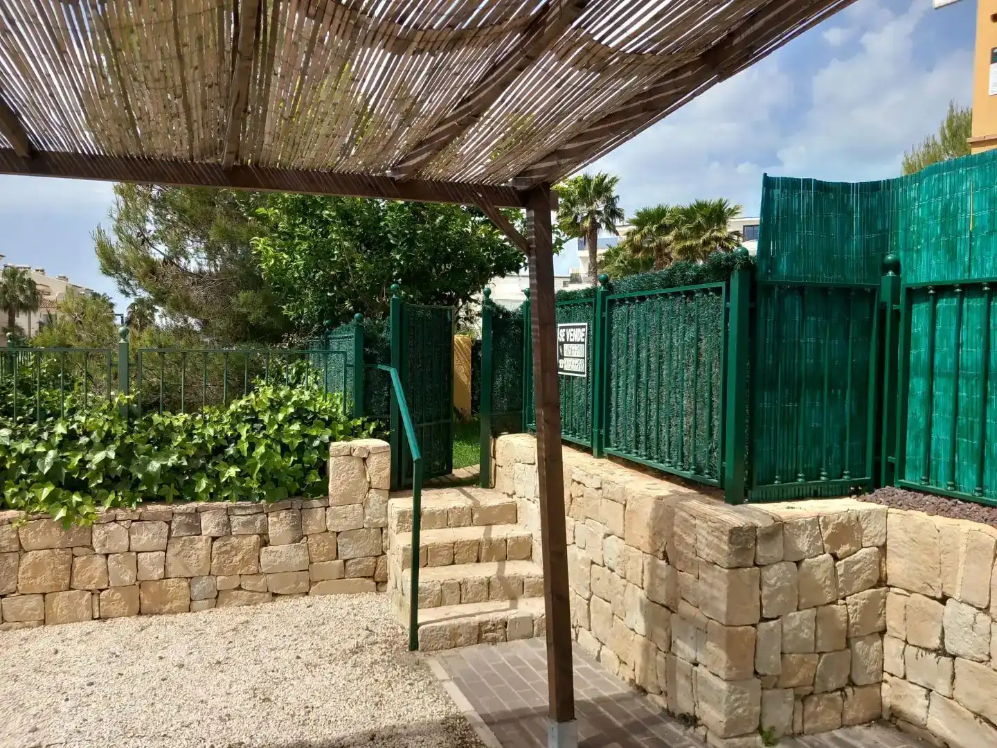 Jardí de Pis en venda en Finestrat amb Aire condicionat, Piscina i Balcó