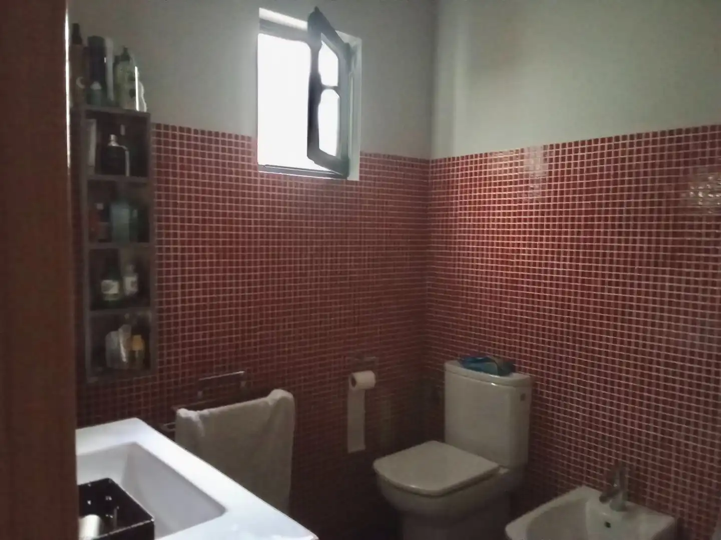 Baño de Casa adosada de alquiler en Sevilla con Terraza y Amueblado