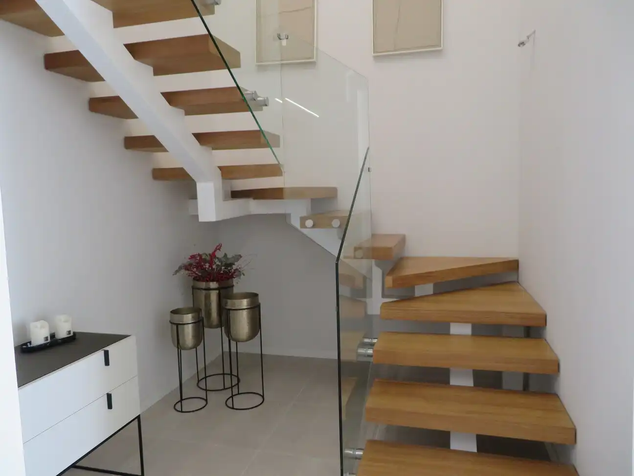 Maisonette zum Verkauf in Dénia mit Klimaanlage, Terrasse und Abstellraum