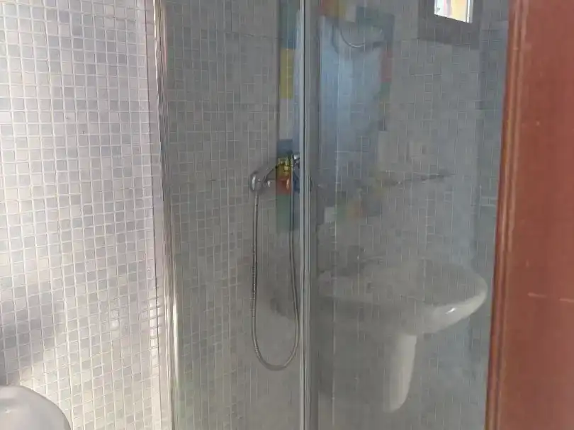 Baño de Piso de alquiler en Sevilla con Aire acondicionado