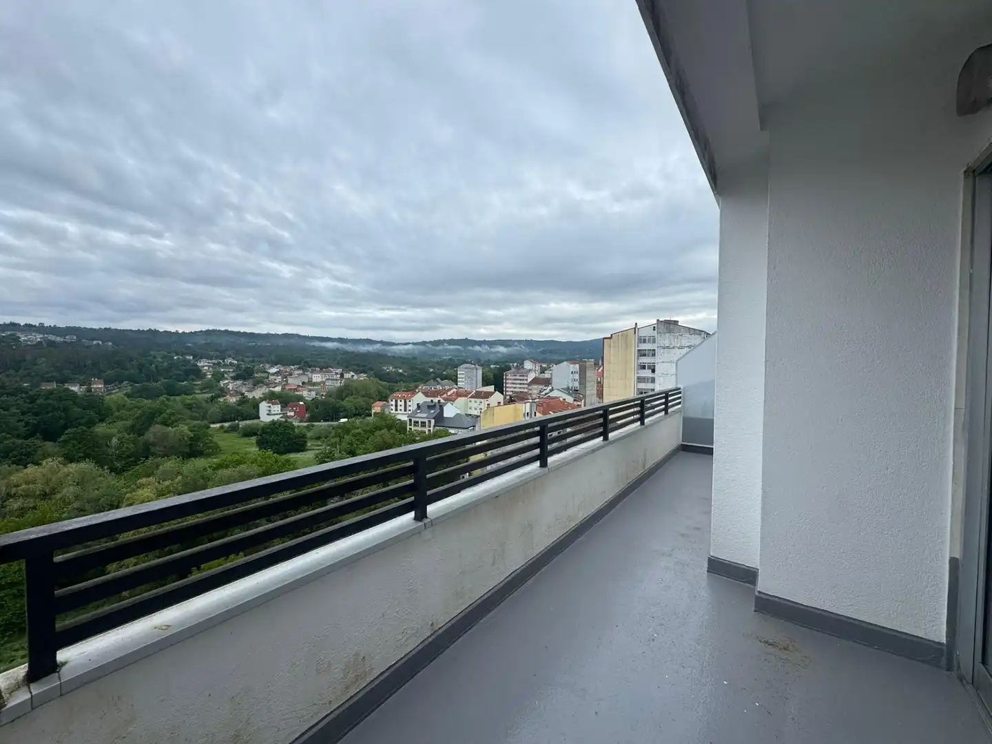 Flat for sale in O Carballiño