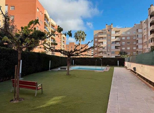 Piscina de Pis en venda en Salou amb Terrassa, Traster i Alarma