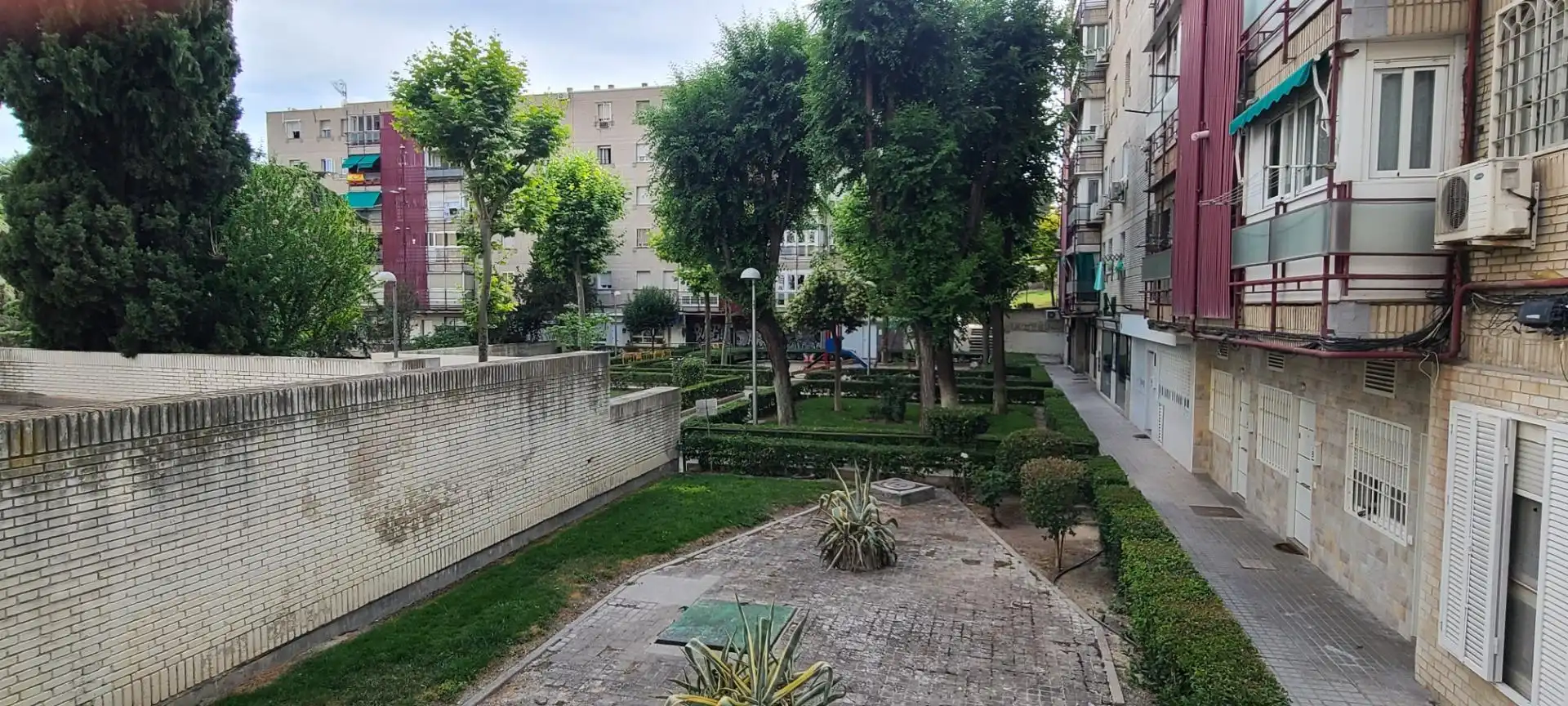 Exterior view of Flat for sale in Madrid  with Heating