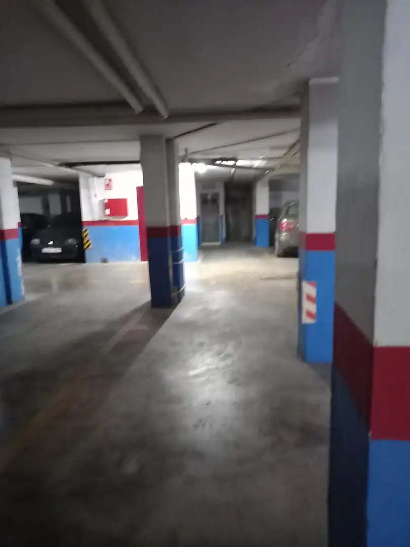 Einzelparkplatz zum Verkauf in Calle Wsell de Guimbarda 6, imagen 2