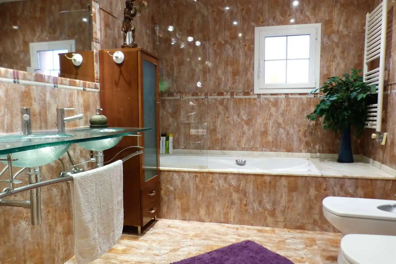 House with pool for sale in Requesens, imagen 9