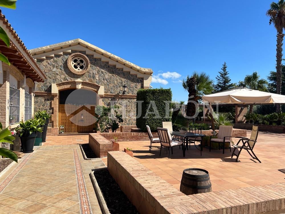 Garden of House or chalet for sale in Premià de Dalt  with Heating, Private garden and Swimming Pool