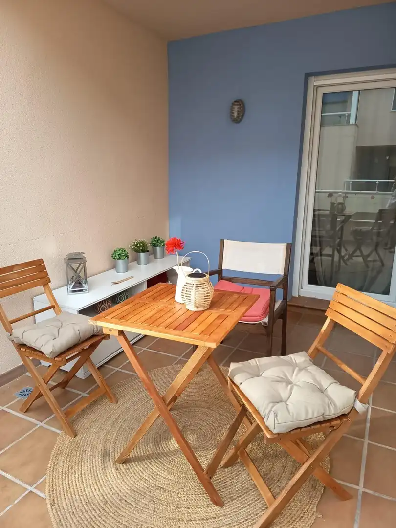 Terraza de Apartamento de alquiler en El Ejido con Aire acondicionado, Calefacción y Jardín privado