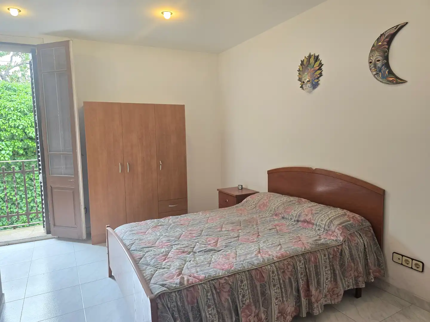 Habitación de Casa adosada en venta en Sabadell con Calefacción