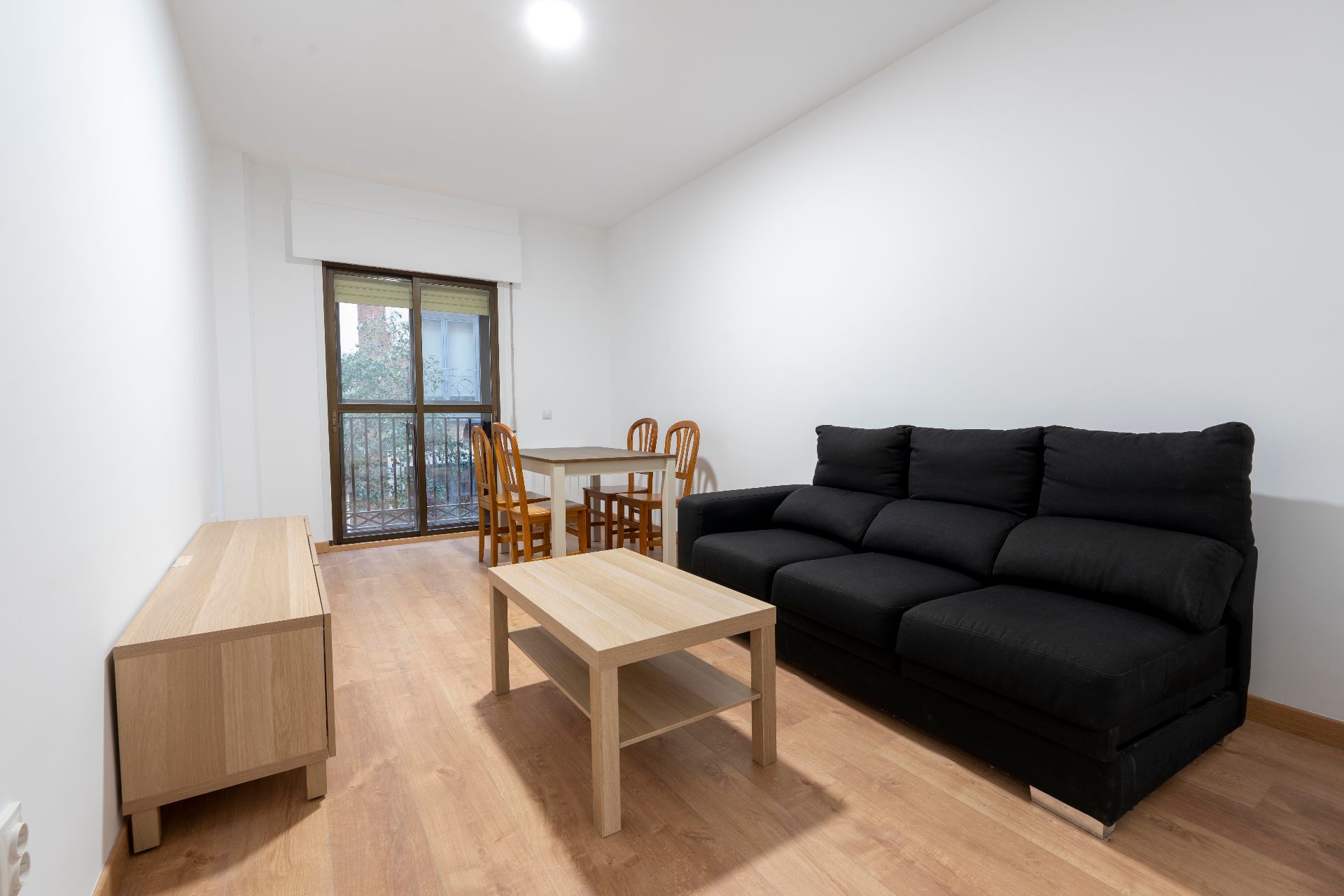 Sala d'estar de Pis de lloguer en  Madrid Capital amb Aire condicionat, Calefacció i Parquet