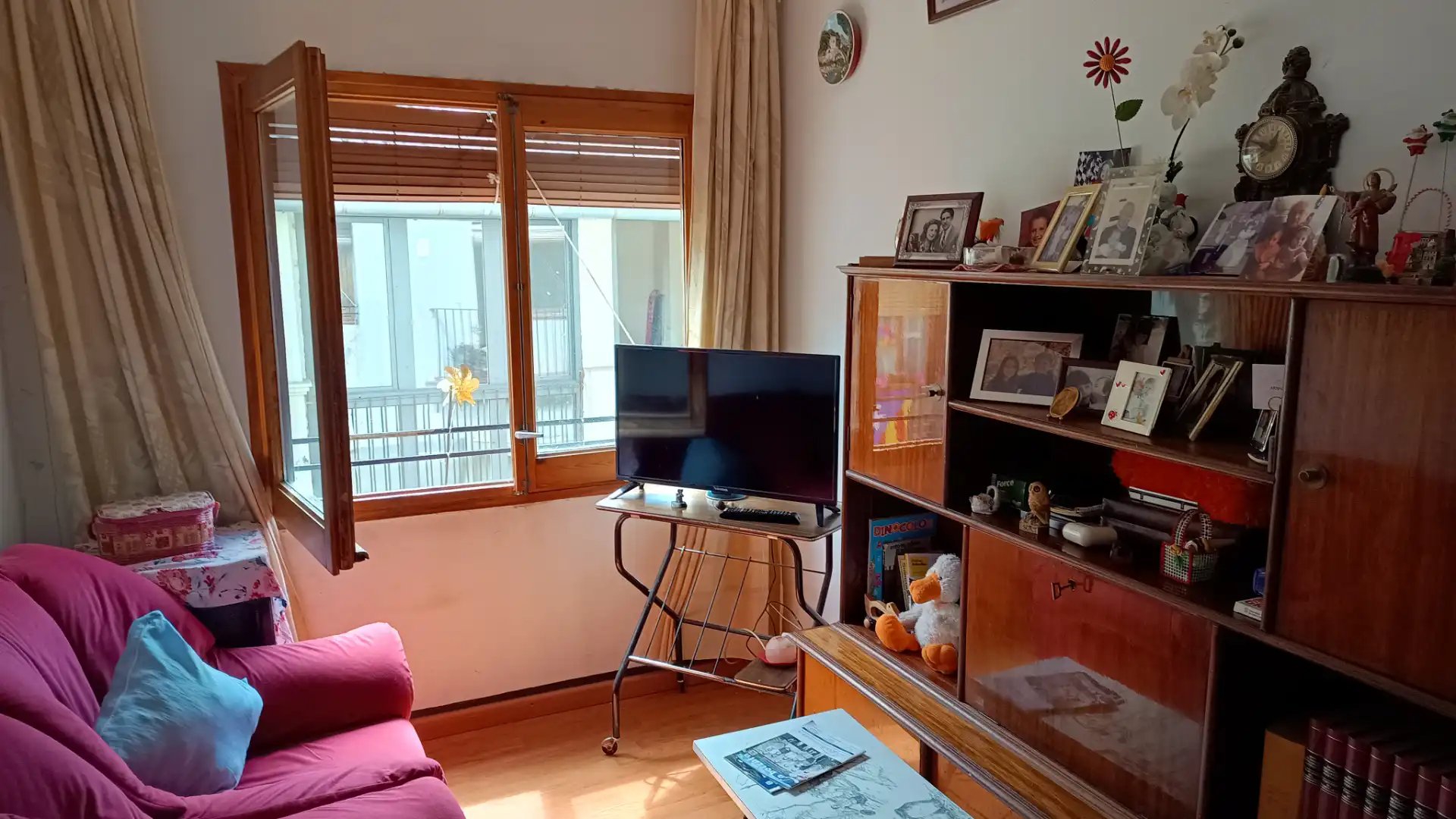 Living room of Flat for sale in Sort  with Heating, Furnished and Oven