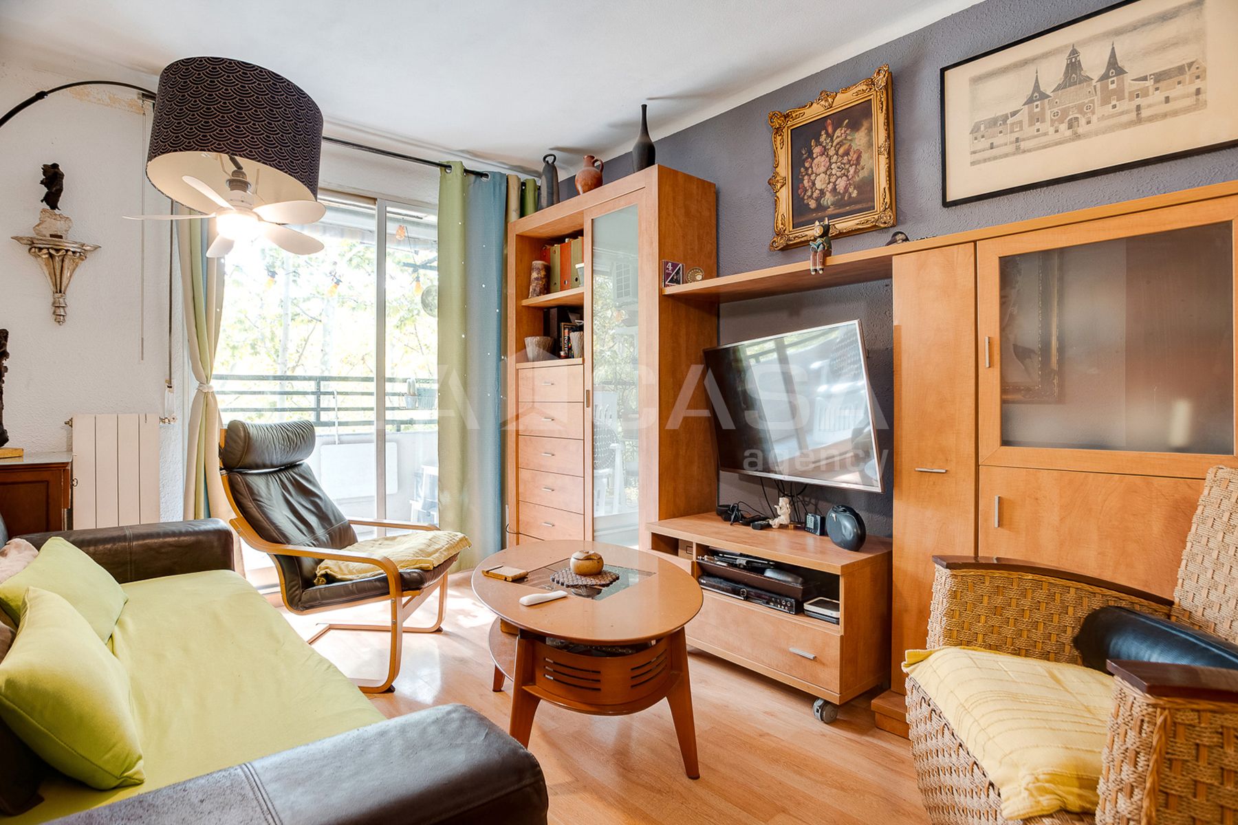 Sala de estar de Piso en venta en  Barcelona Capital con Balcón