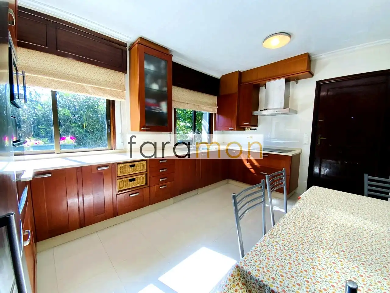 Kitchen of Houses for sale in Vigo   with Private garden, Parquet flooring and Terrace