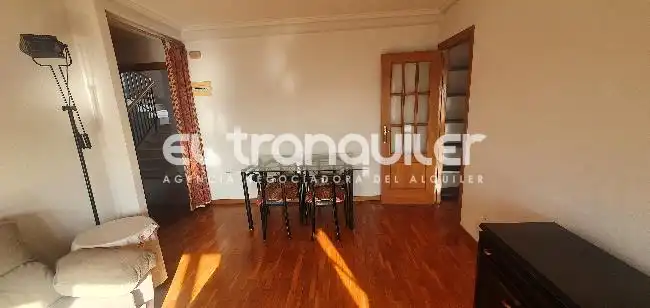 Dining room of Flat for rent in Madrid  with Air Conditioner, Parquet flooring and Furnished