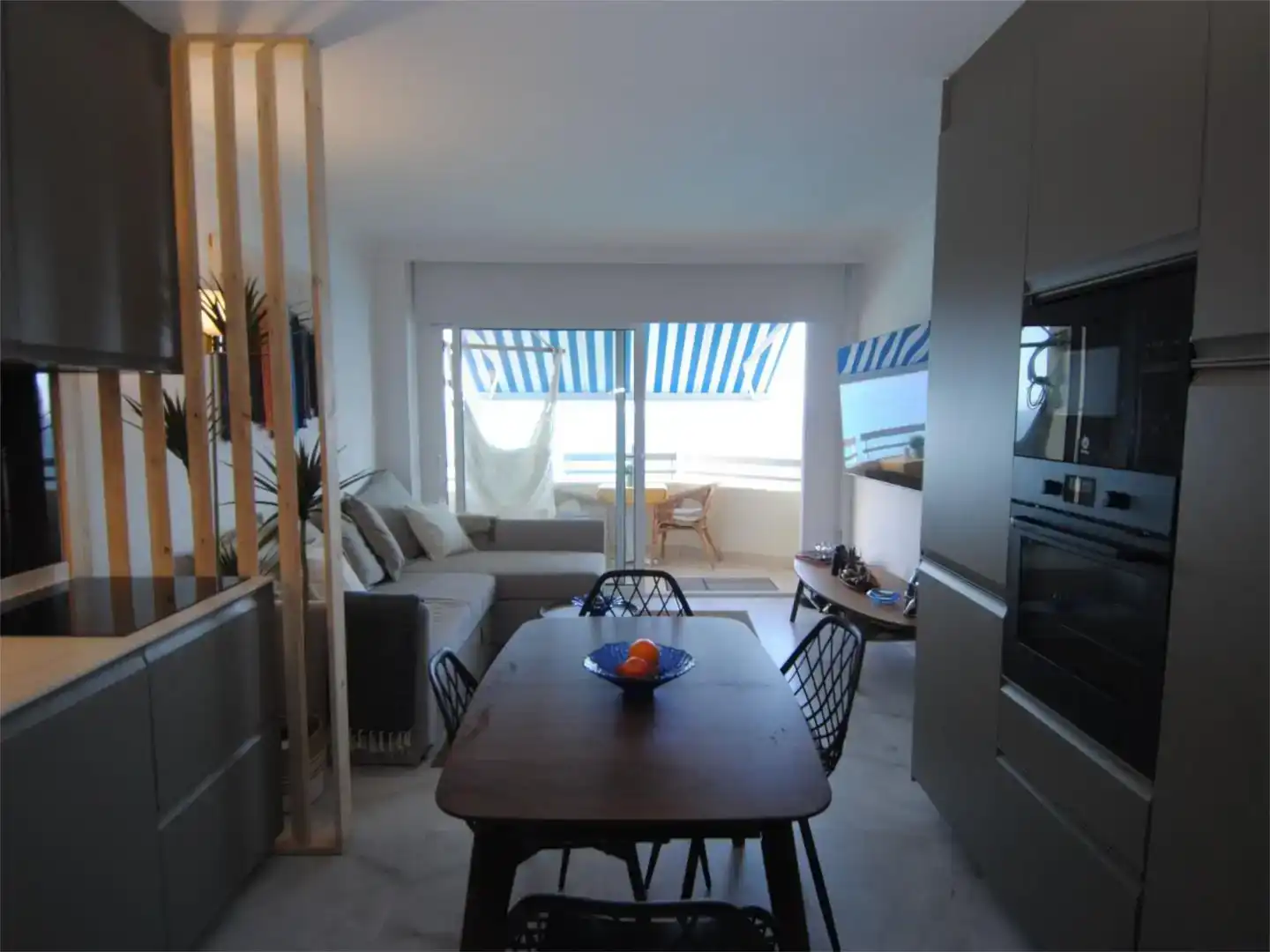 Wohnzimmer von Wohnungen zur Miete in Los Realejos mit Schwimmbad und Balkon
